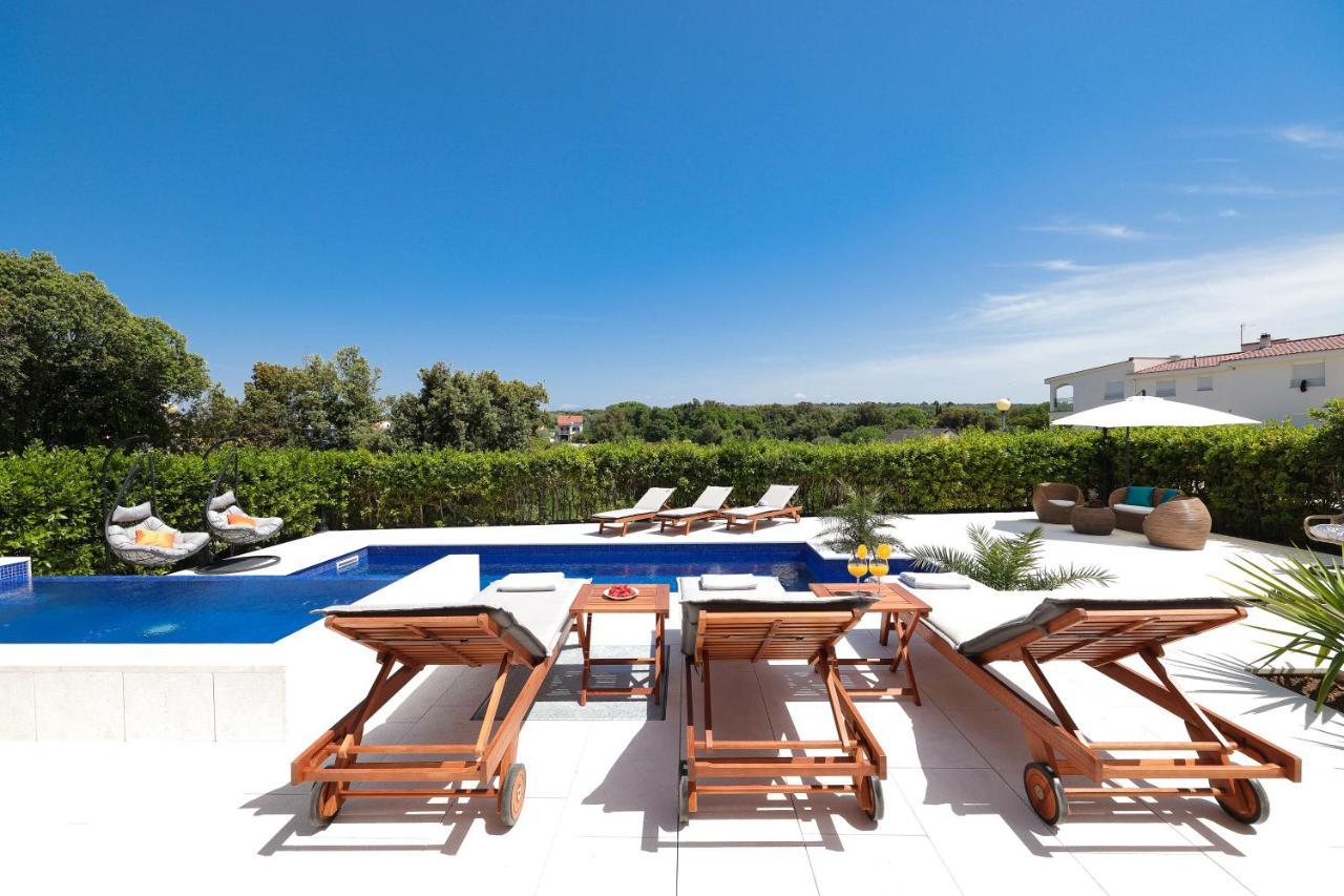 Villa Pino With Pool, Sauna & Jacuzzi Petrčane Extérieur photo